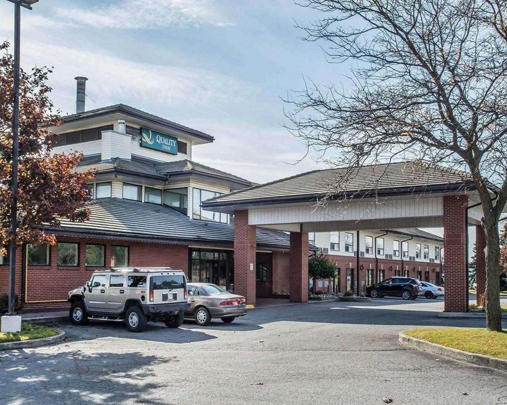 Days Inn By Wyndham Barrie Exterior foto